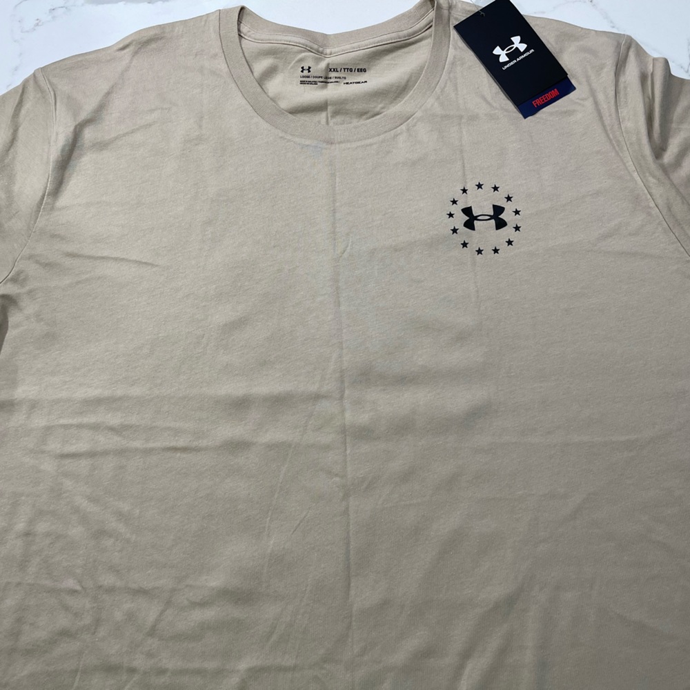 Men’s Under Armour freedom flag, short sleeve T-shirt